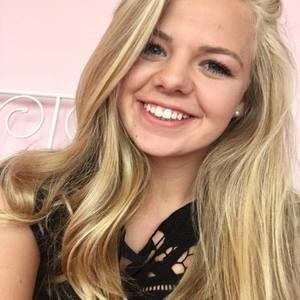 Meet your Posher, Maggie